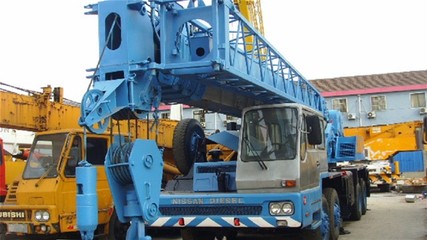 舟曲縣吊車出租 機械設備租賃經驗豐富，助力工程順利進行